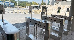 龙泉外国语高级中学1